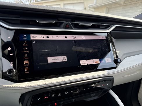 New 2026 Jeep Cherokee Limited image 18