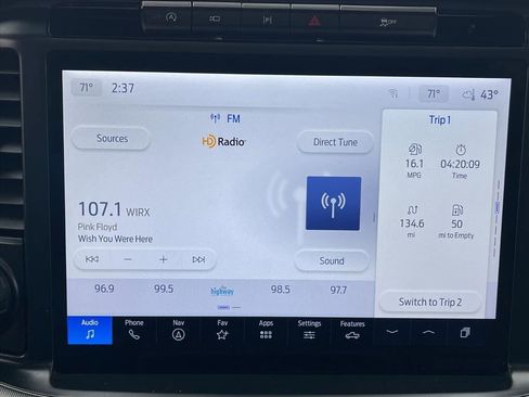 Used 2024 Ford F150 Lariat AWD/4WD image 9