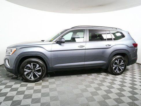 Used 2024 Volkswagen Atlas SE FWD image 31