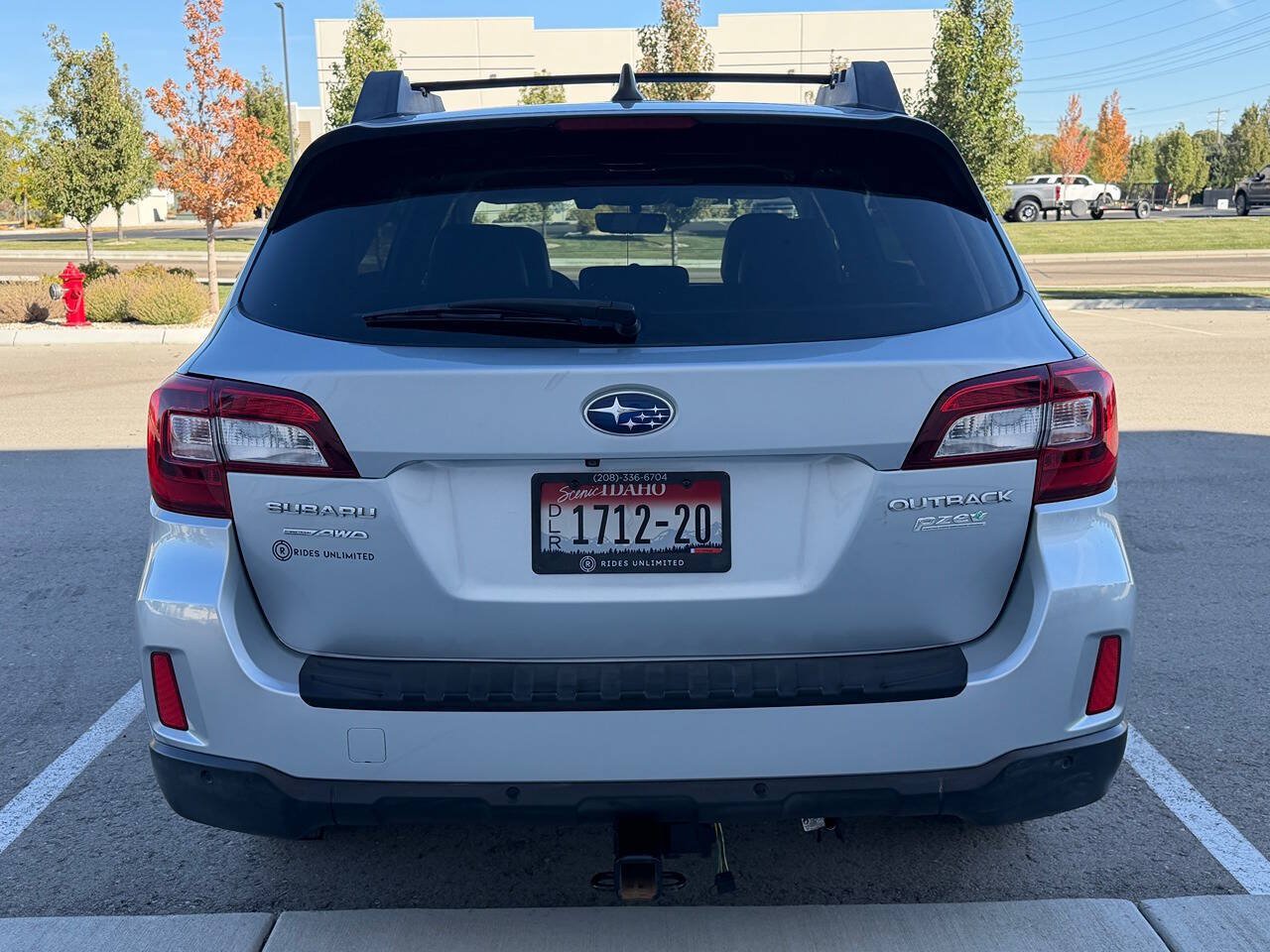 Used 2017 Subaru Outback 2.5i Limited AWD/4WD image 11