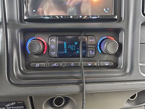 Used 2003 Chevrolet Silverado 2500 LS image 27