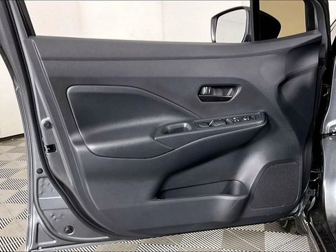 New 2025 Nissan Versa S w/ Trunk Package image 40