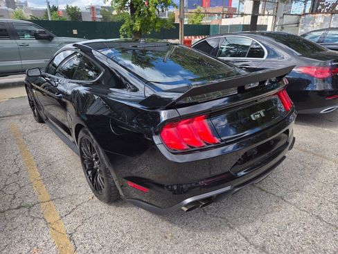Used 2019 Ford Mustang GT Premium w/ GT Performance Package RWD image 6