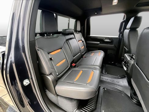 Used 2025 GMC Sierra 2500 AT4 w/ AT4 Premium Plus Package AWD/4WD image 20