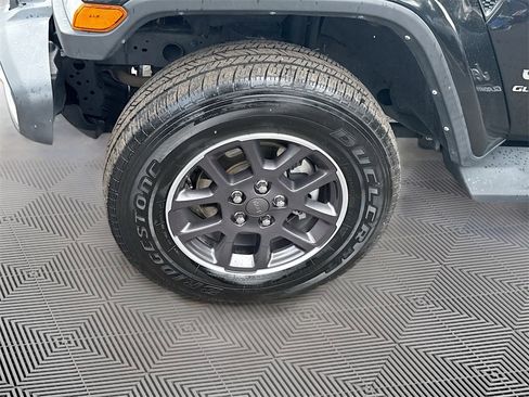 Used 2022 Jeep Gladiator Overland w/ Popular Equipment Package image 34