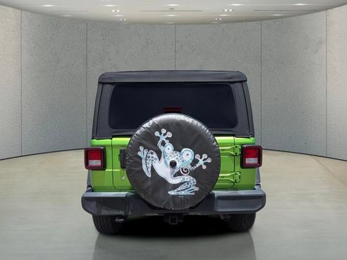 Used 2019 Jeep Wrangler Unlimited Sport S AWD/4WD image 6