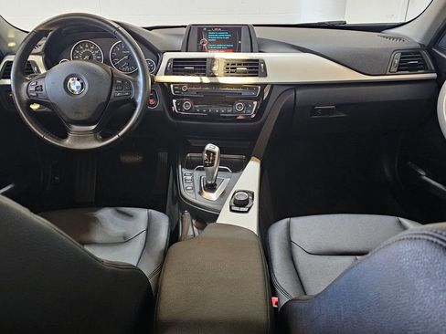Used 2016 BMW 320i Sedan image 8