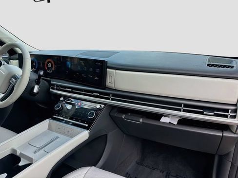 Certified 2026 Hyundai Santa Fe SEL FWD image 27