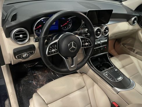 Used 2022 Mercedes-Benz GLC 300 4MATIC image 16