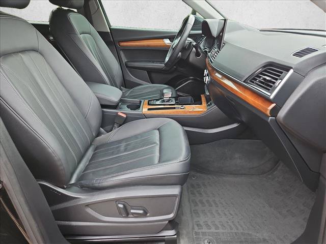 Used 2023 Audi Q5 2.0T Premium Plus w/ Premium Plus Package AWD/4WD image 22