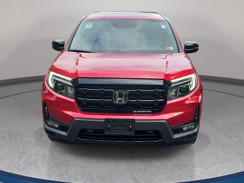 Used 2025 Honda Ridgeline Black Edition image 2