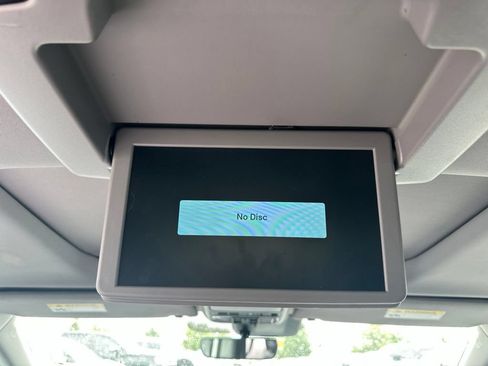 Used 2018 Honda Odyssey Touring image 5