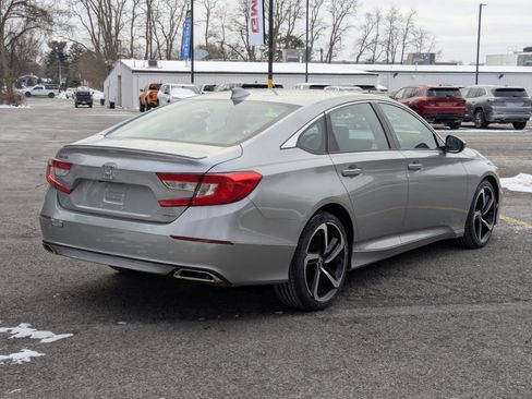 Used 2019 Honda Accord Sport image 7