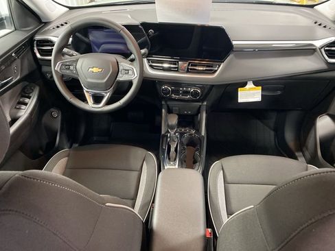New 2026 Chevrolet TrailBlazer LT w/ Convenience Package image 3