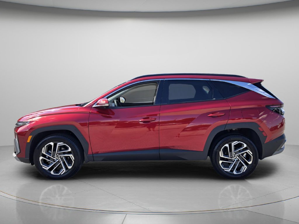 Certified 2025 Hyundai Tucson Limited AWD/4WD image 3