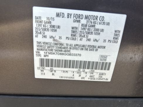 Used 2016 Ford Explorer XLT w/ Equipment Group 202A FWD image 6