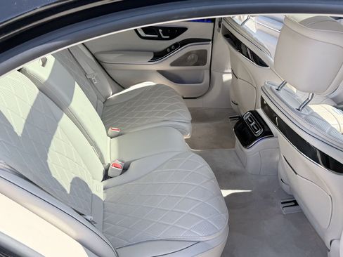Used 2021 Mercedes-Benz S 580 4MATIC Sedan w/ Warmth & Comfort Package image 37