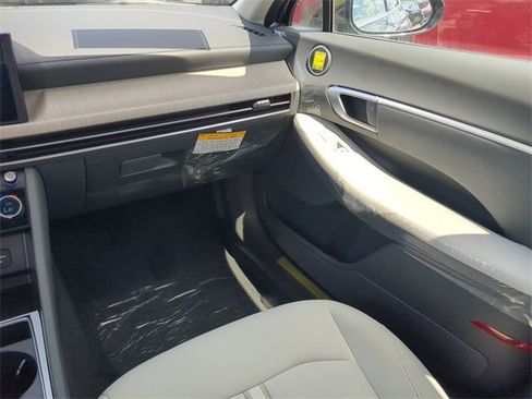 New 2025 Hyundai Sonata SEL image 15