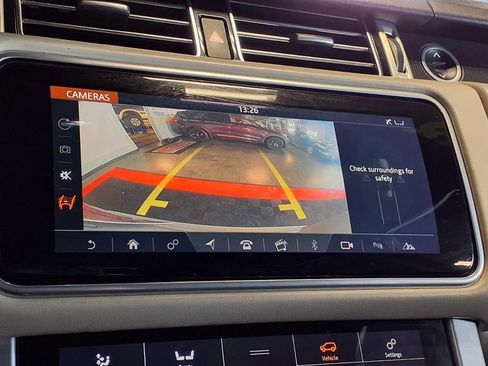 Used 2018 Land Rover Range Rover Supercharged AWD/4WD image 20