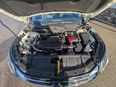 Used 2024 Nissan Rogue SV image 22