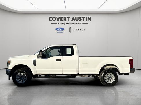 Used 2022 Ford F250 XLT w/ XLT Value Package image 2
