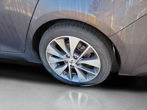 Used 2019 Kia Optima S image 30