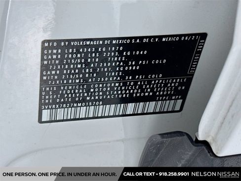 Used 2022 Volkswagen Taos SE FWD image 31