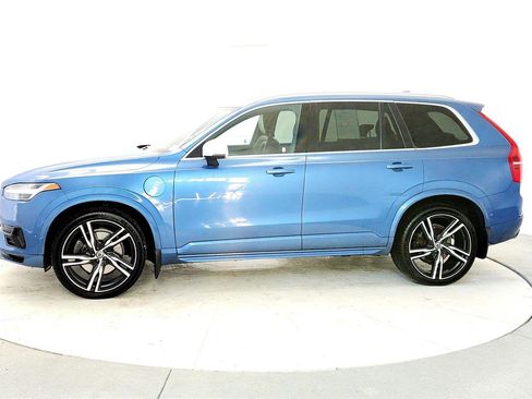 Used 2018 Volvo XC90 T8 R-Design w/ Convenience Package image 3