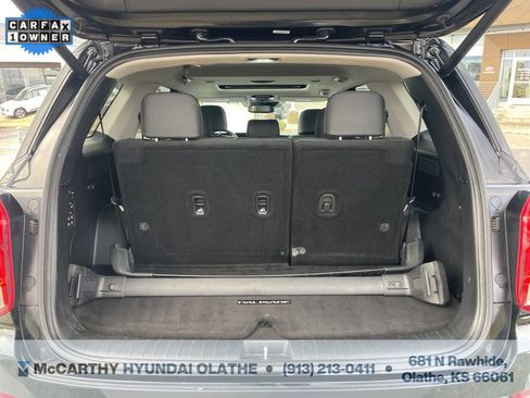 Certified 2022 Hyundai Palisade SEL w/ 8P Bench Seat Package image 24