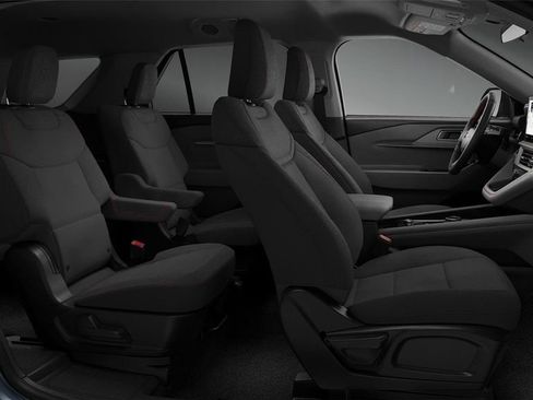 New 2026 Ford Explorer Active RWD image 6