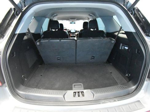 Used 2022 Ford Explorer Limited w/ Equipment Group 301A image 31