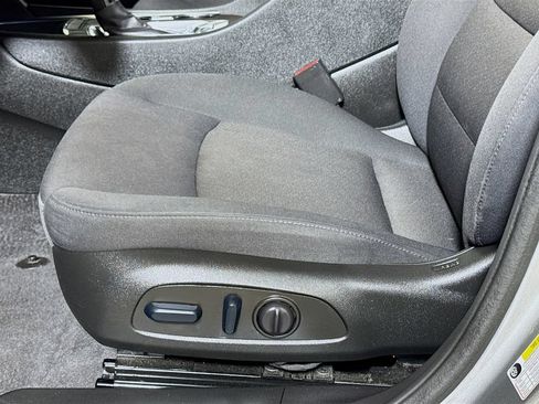 Certified 2025 Chevrolet Malibu LT FWD image 17