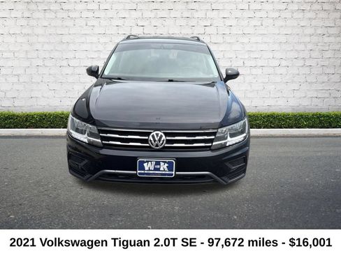 Used 2021 Volkswagen Tiguan SE FWD image 44