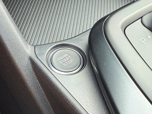 New 2025 Kia K4 LXS image 15