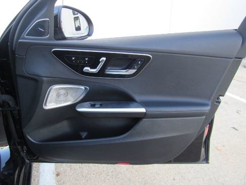 Used 2023 Mercedes-Benz C 300 Sedan w/ Exclusive Trim Package image 21