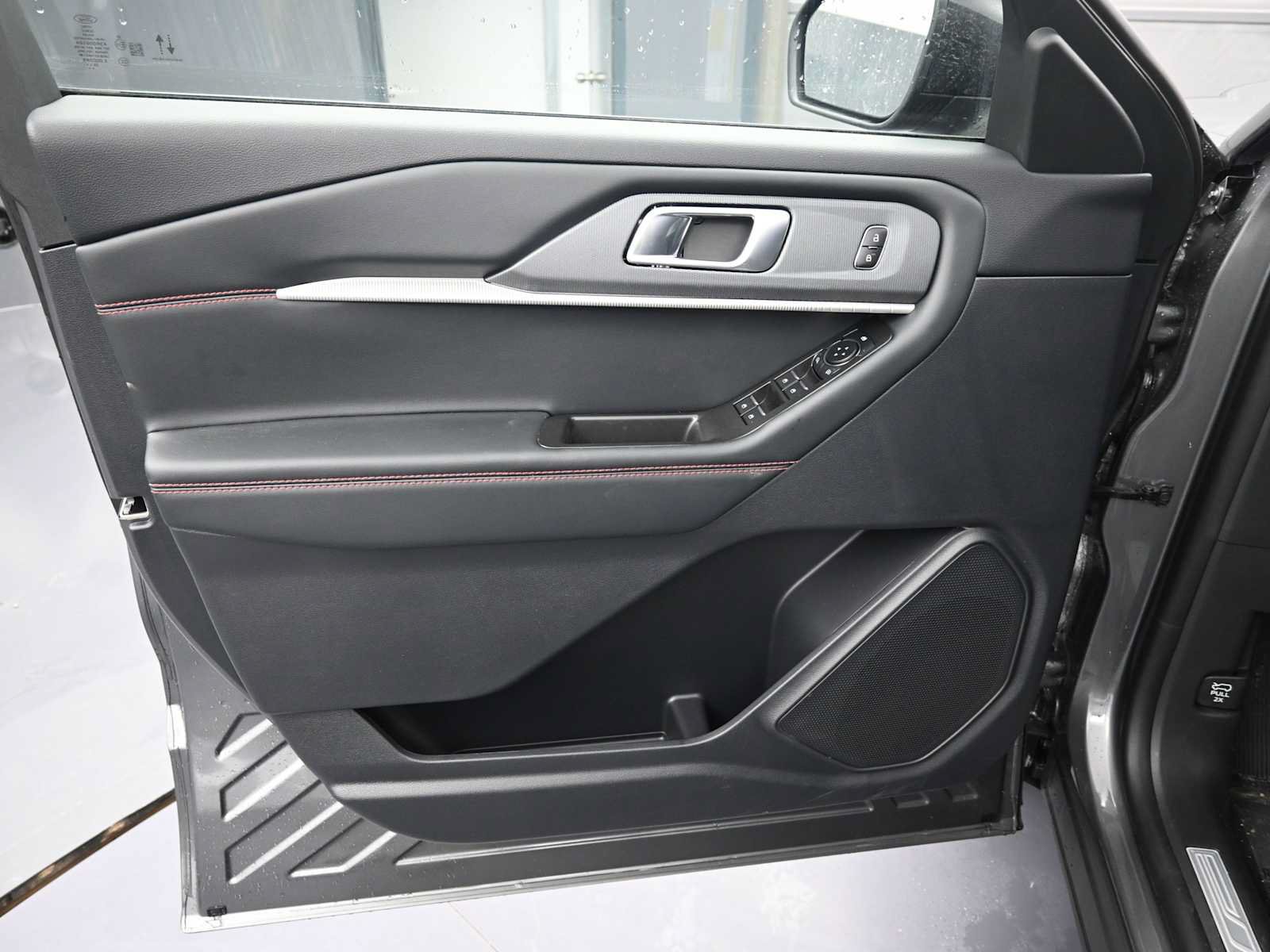 New 2026 Ford Explorer ST-Line AWD/4WD image 23