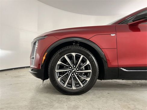 Used 2026 Cadillac Lyriq Sport image 34