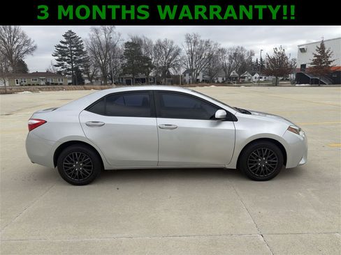 Used 2016 Toyota Corolla LE image 29