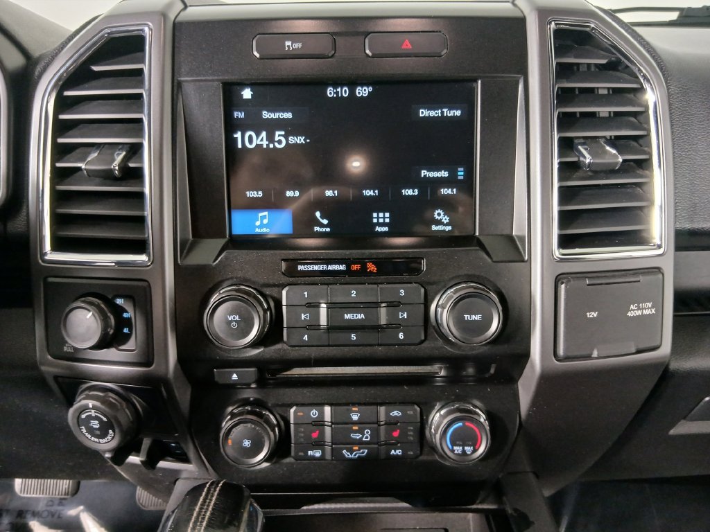 Used 2016 Ford F150 XLT w/ Equipment Group 302A Luxury AWD/4WD image 21