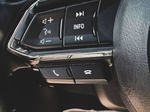 Used 2020 MAZDA CX-5 Touring FWD image 9