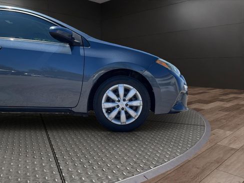 Used 2015 Toyota Corolla LE FWD image 22