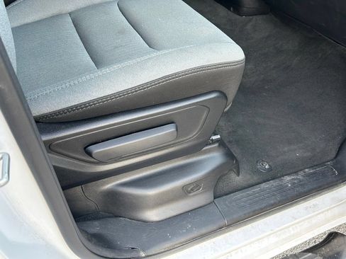 Used 2021 RAM 1500 Big Horn AWD/4WD image 35