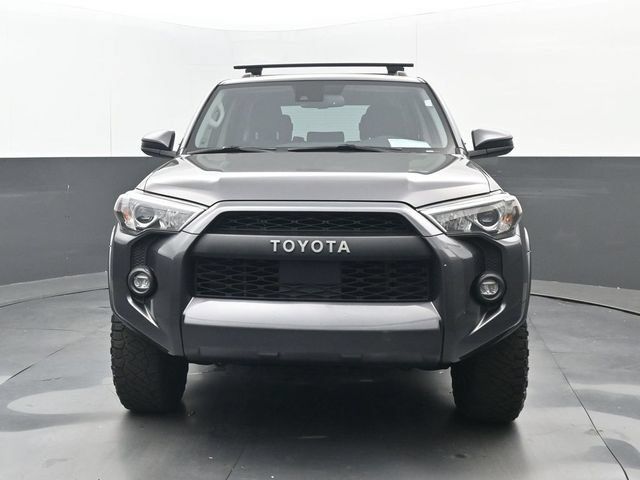 Used 2021 Toyota 4Runner SR5 AWD/4WD image 21
