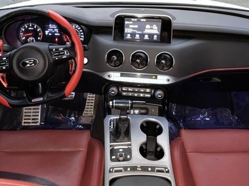 Used 2019 Kia Stinger GT image 16