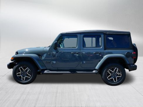New 2026 Jeep Wrangler Unlimited Sahara AWD/4WD image 8