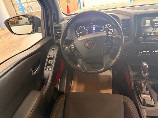 Used 2024 Nissan Frontier PRO-4X w/ Technology Package AWD/4WD image 19