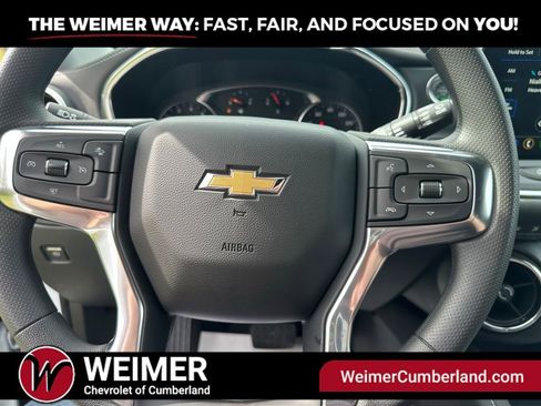 New 2025 Chevrolet Blazer LT w/ Midnight/Sport Edition AWD/4WD image 10