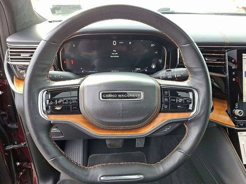Used 2024 Jeep Grand Wagoneer L Series III AWD/4WD image 17