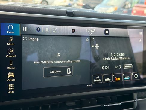 Used 2025 Jeep Wrangler Unlimited Rubicon image 17