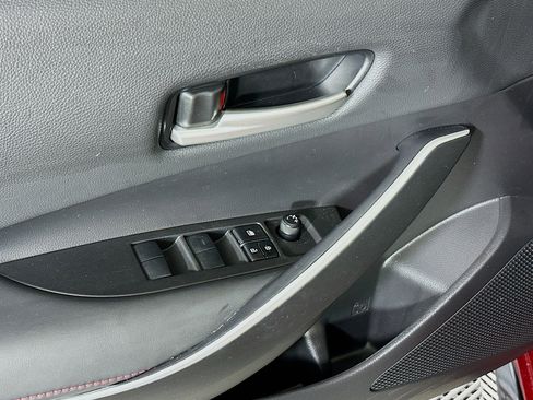 Used 2025 Toyota Corolla SE FWD image 14